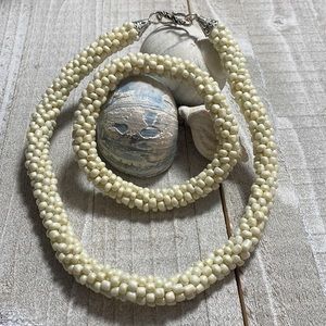 Cream crocheted choker and bracelet set